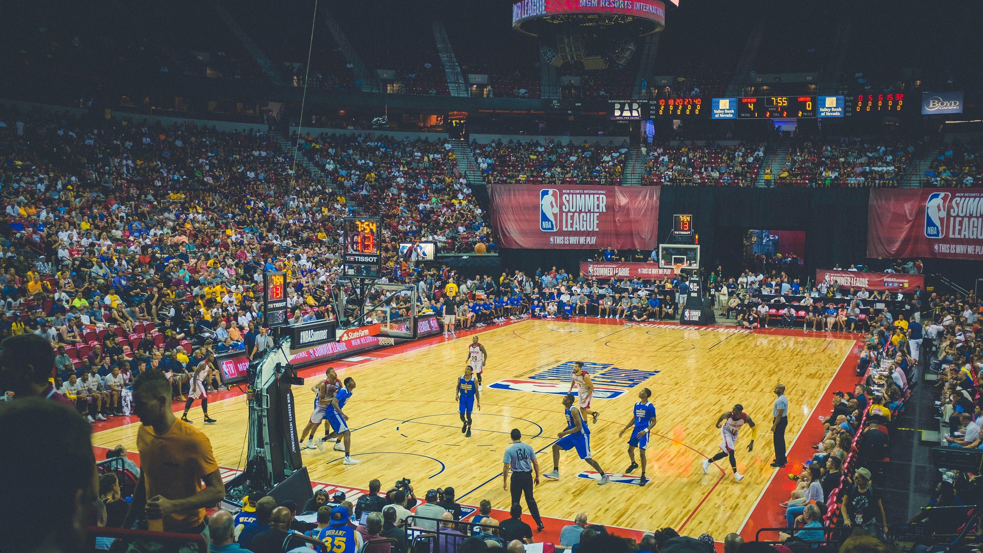 酋长杯阿森纳3-0完胜毕巴 萨卡传射建功新援哲凯赖什斩首球