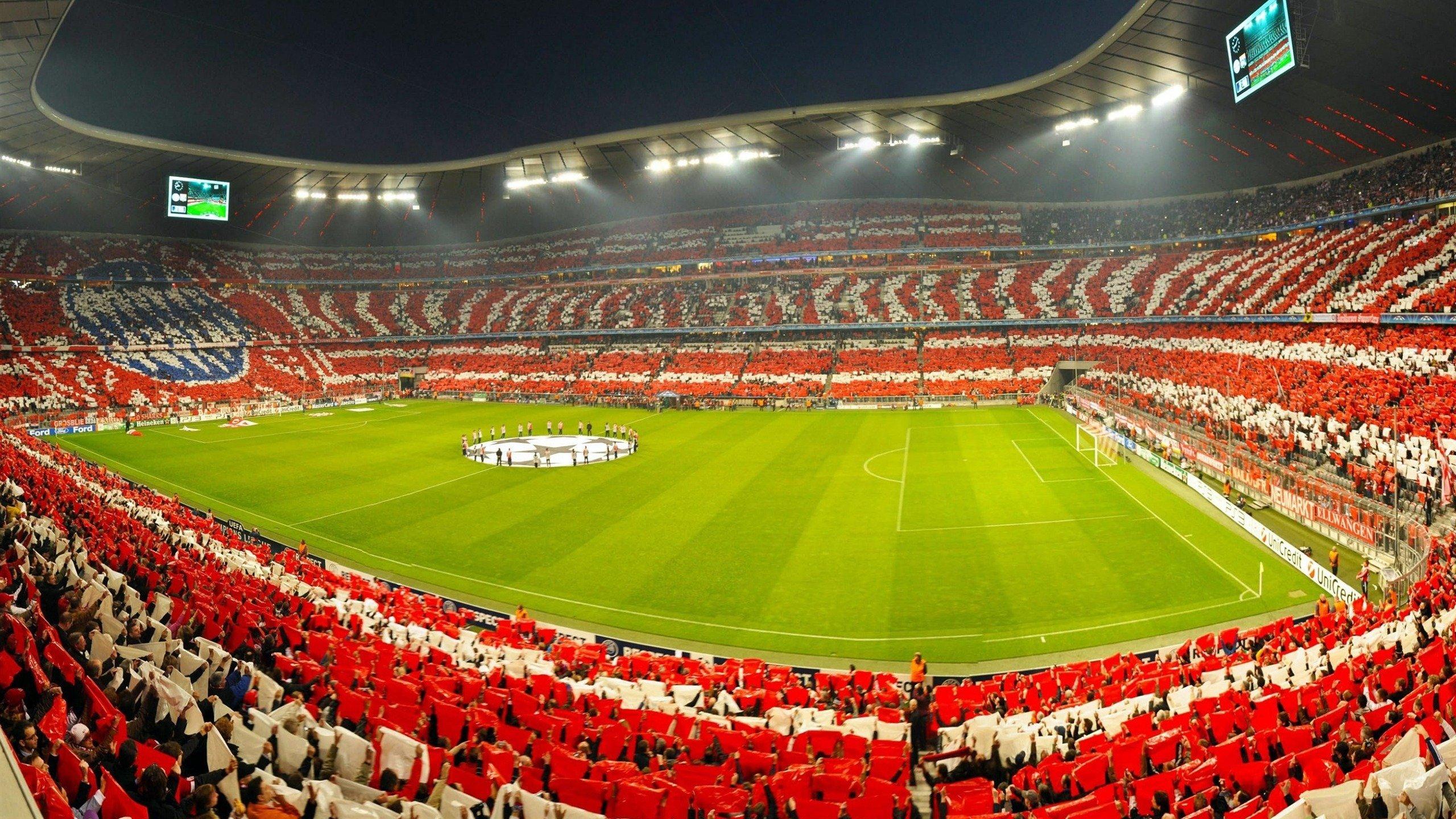 梦剧场奇迹夜!卡塞米罗第94分钟头槌绝平,点燃老特拉福德狂欢风暴